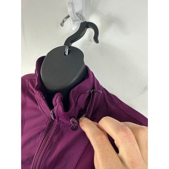 Lululemon Far and Free Jacket Marvel Purple Size 4 Hooded Athletic Running Yoga - Picture 8 of 12